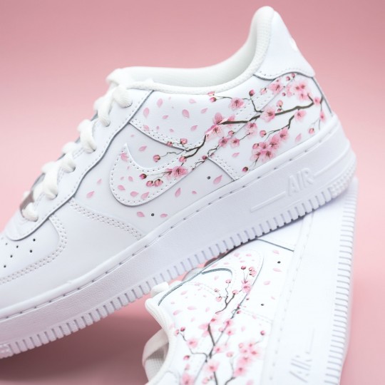 nike air force 1 custom cherry blossom nike fleurs de cerisiers baskets custom nike femme rose